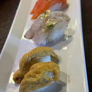 Uni nigiri and salmon nigiri