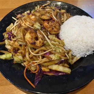 Seafood Pan Fried Noodles