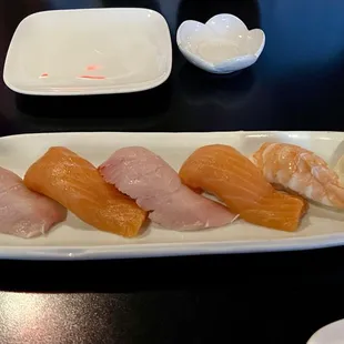 Himachi, sake and Ebi nigiri
