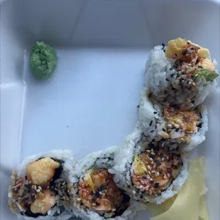 5 pieces of sushi for 14.95 ridiculous .