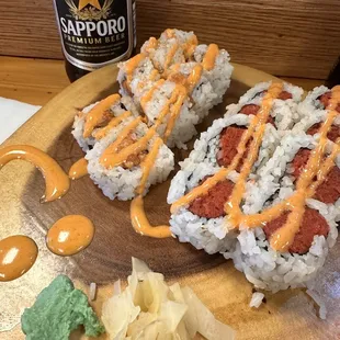 Spicy tuna and spicy salmon. Spot on!