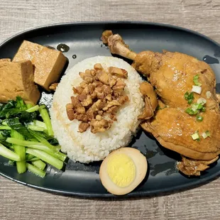 Braised Chicken Thigh Bento 卤鸡腿便当