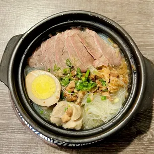 Minced Pork Vermicelli Soup 肉燥汤米粉