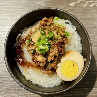 Minced Pork Dry Vermicelli 肉燥干米粉