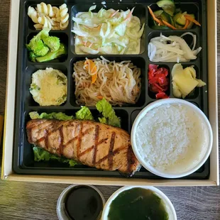 Teriyaki salmon bento.