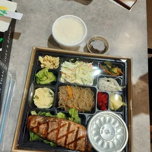Salmon bento