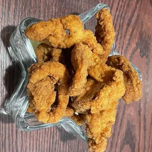 The calamari. I got a sinking feeling as soon as I saw the dark color of the breading, but a lot of ppl don't get squid right.