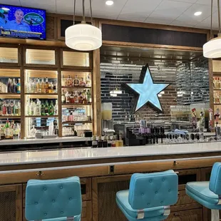 sushi and sashimi, interior