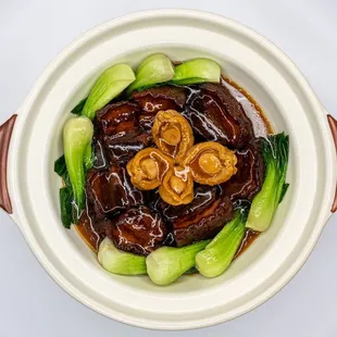 Abalone with braised pork