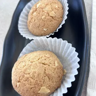 almond cookies