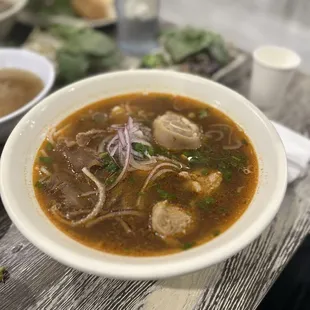 Bun bo hue