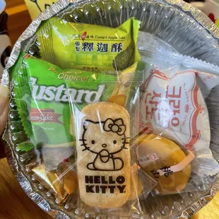 A little package of pastries an they where so good