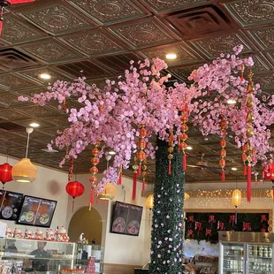 Good place for family and friends to come enjoy their food.