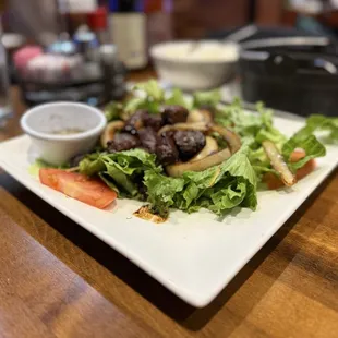 Shaken&apos; Steak