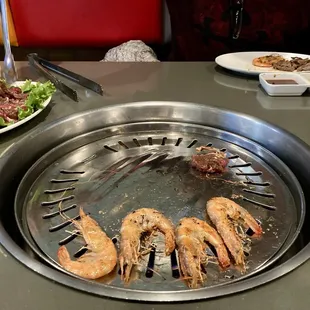 Shrimp on the grill.