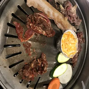 No prime cuts of meat, just sloppy cuts.