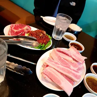 Wugyupsal (Beef Belly)