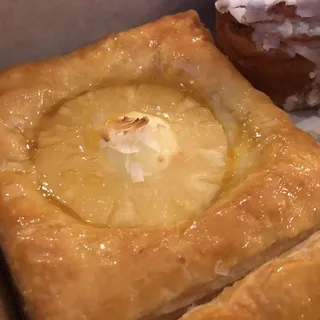 Pineapple & coconut tart