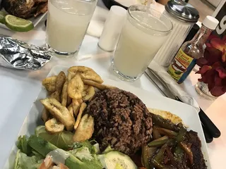 Las Carnitas
