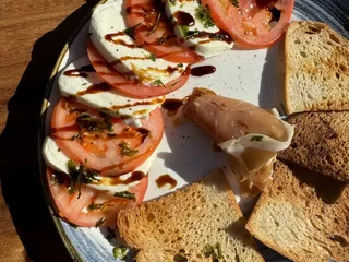 Wave Lakeside Dining