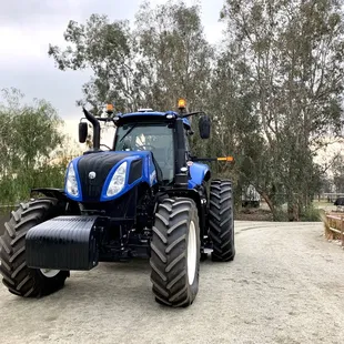Tractor at my house‍