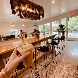 iced lavender latte with oat milk!