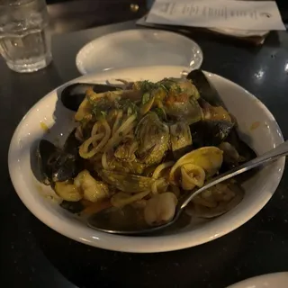 LINGUINE FRUTTI DI MARE