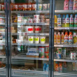 Berezka Eastern European Market Russian Polish Ukrainian deli produce - kefir milk eggs (Магазин Берёзка кефир ряженка яйца)