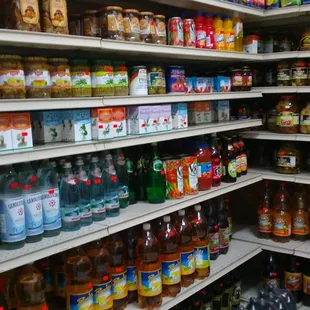 Berezka Eastern European Market Russian Polish Ukrainian deli produce - drinks (Магазин Берёзка напитки)