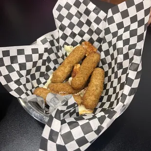 Mozzarella sticks.