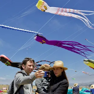 But first, let me take a selfie... #BerkeleyKiteFestival