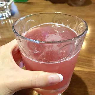 Fresh Raspberry Lemonade