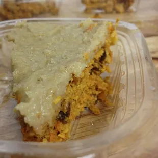 raw vegan carrot cake