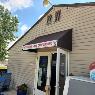 Well stocked and attractive checkin/store. Credit cards not accepted.