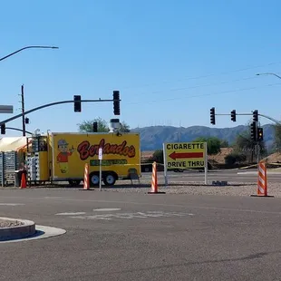 Wide shot of the Berlando's Food Truck.