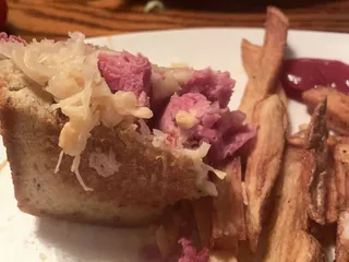 Grover’s Restaurant and Tavern