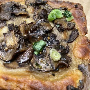 mushroom mornay crostock