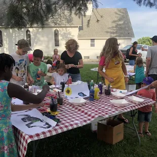 Weekly free children's crafts at Berne Wood-Fired Pizza