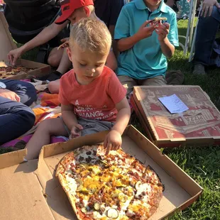 Mmmm... The best pizza!