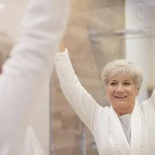 3 Benefits of Owning a Shower Bench