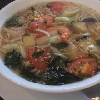 Vietnamese Shrimp Sweet & Sour Soup