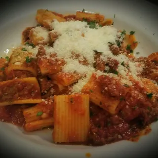 Rigatoni Bolognese