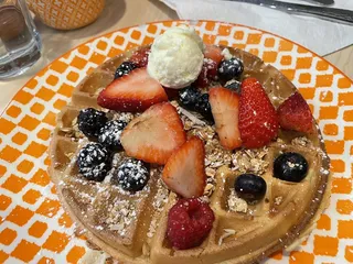 Honey Berry Pancakes and Cafe