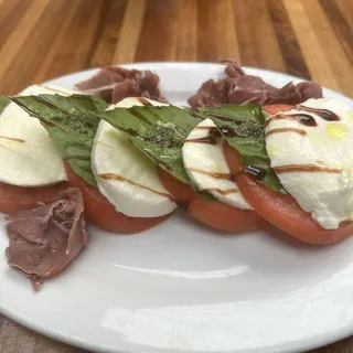 Caprese Salad with Sliced Prosciutto