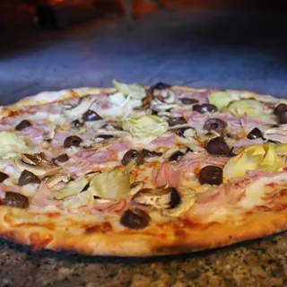 Capricciosa Pizza