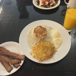 Eggs and Biscuits with Sausage Gravy