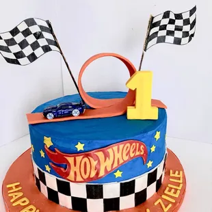 Hot Wheels themed cake