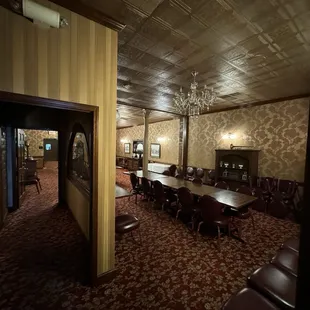 Got a meeting to plan? Have it in a place where good vibes &amp; good food go hand in hand with your good intentions. Your private room awaits.