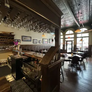 Who says Norwalk doesn't have any decent bars. I'd put this one up against the best pubs in London any day.