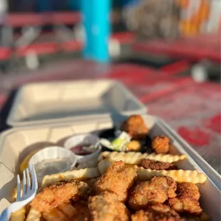 Berth 55 Fish Market and Seafood Deli